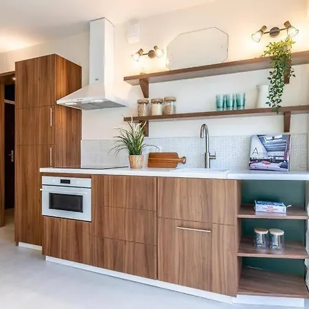 Apartment T3 Centre Proche Avec Parking Privatif *