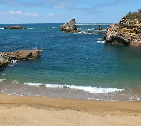 T3 Centre Proche Avec Parking Privatif Lägenhet